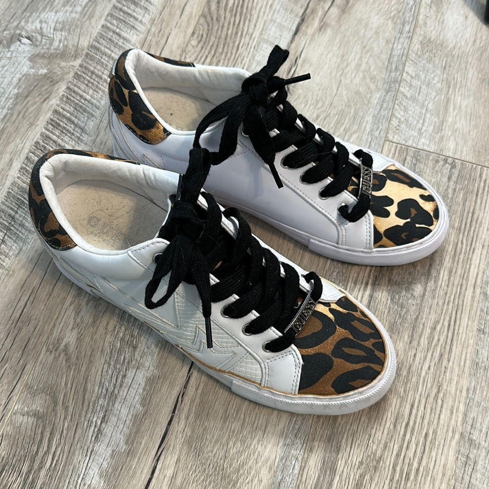 Guess Leopard Cheetah Print White Star Fashion Sneakers